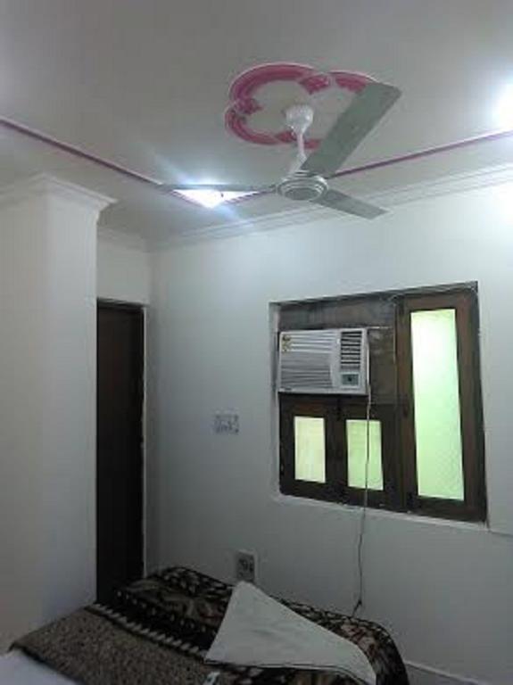 Yatri Guest House New Delhi Ruang foto