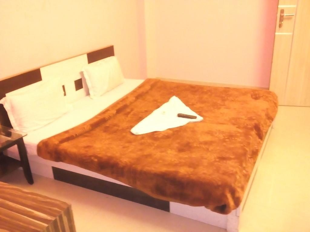 Yatri Guest House New Delhi Bagian luar foto